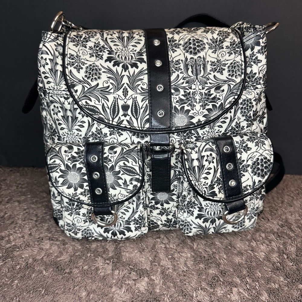 Gigihill Black and White Floral Backpack